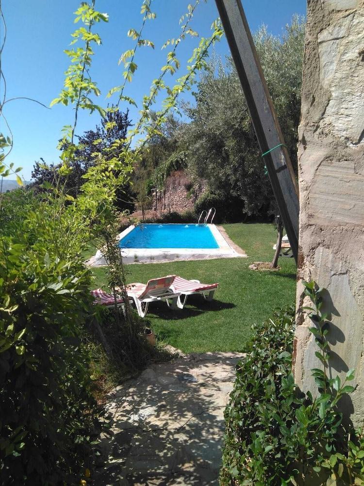 Alojamiento Rural Mirador Del Avellano Alpujarra De La Sierra Bagian luar foto